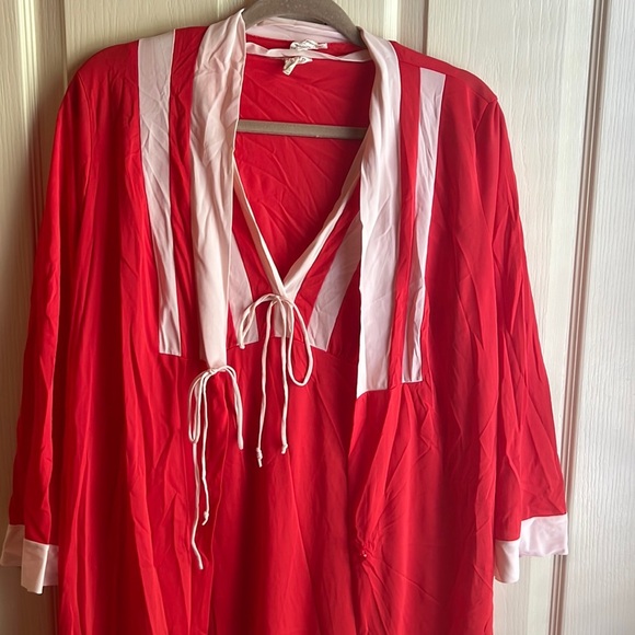 Vintage 1970s Nightgown and Robe Set - Picture 1 of 5